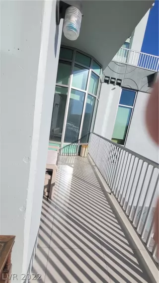 Photo #6: 2381792 Listing 