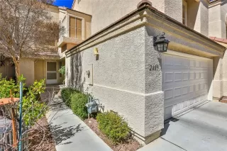 Photo #1: 2381827 Listing 