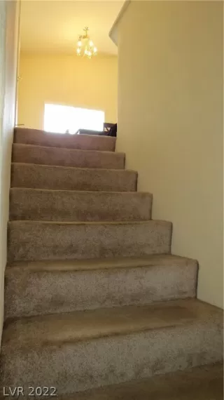 Photo #5: 2381857 Listing