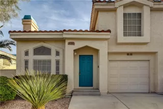 Photo #1: 2381869 Listing 