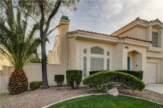 Photo #3: 2381869 Listing 