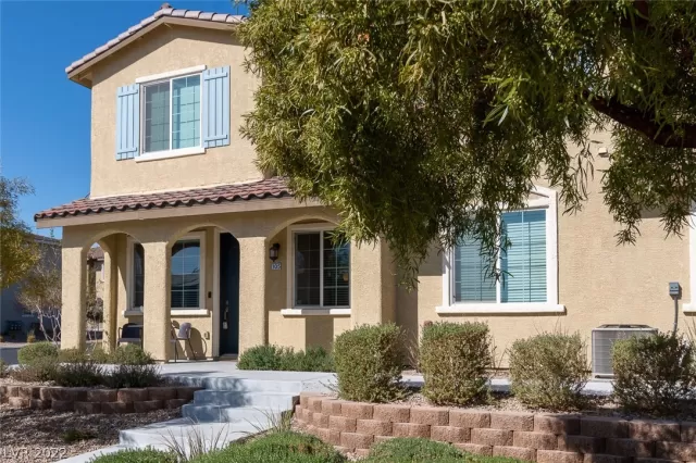 MLS: 2381878 Condo For Sale