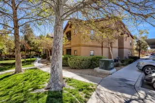 Photo #1: 2381886 Listing