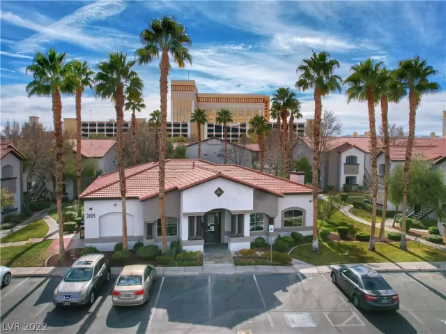 MLS: 2381978 Condo For Sale