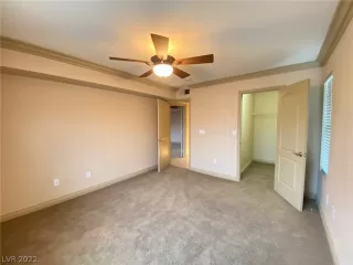 Photo #3: 2381996 Listing