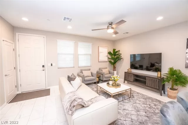 MLS: 2382025 Condo For Sale