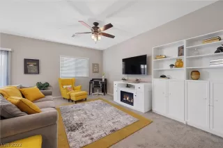 Photo #1: 2382074 Listing