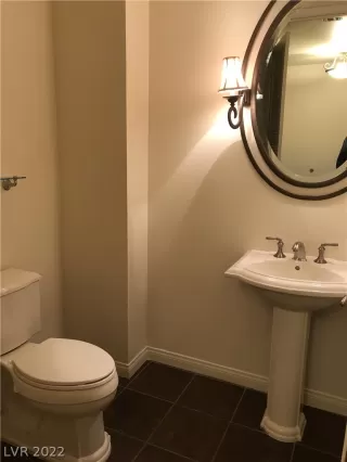 Photo #6: 2382132 Listing 