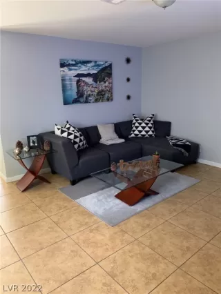 Photo #1: 2382142 Listing