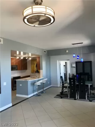 Photo #6: 2382146 Listing 