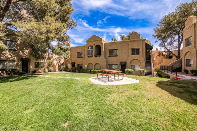 MLS: 2382185 Condo For Sale