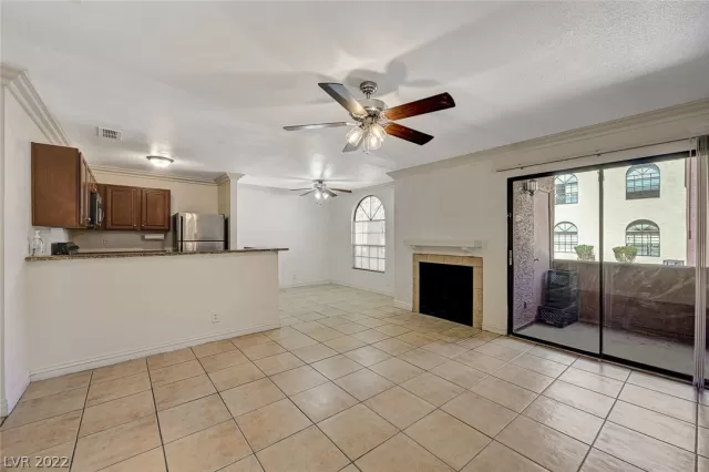 MLS: 2382190 Condo For Sale