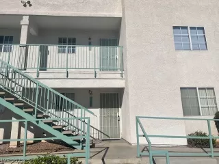 Photo #1: 2382199 Listing