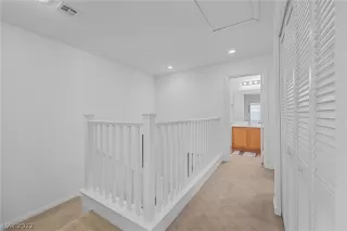 Photo #4: 2382205 Listing