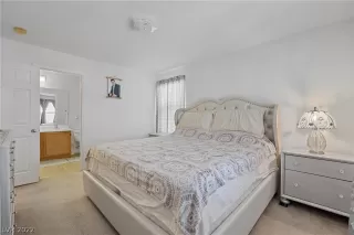 Photo #6: 2382205 Listing