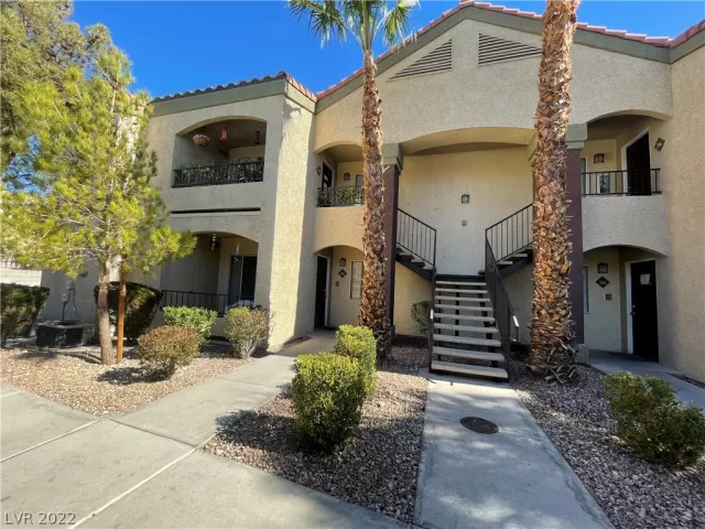 MLS: 2382223 Condo For Sale