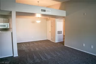 Photo #6: 2382223 Listing