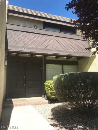 Photo #1: 2382286 Listing 