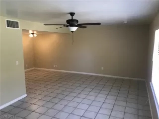 Photo #6: 2382286 Listing 