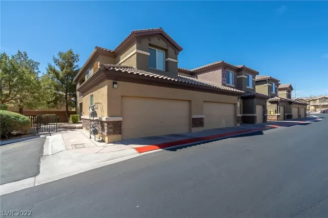 MLS: 2382315 Condo For Sale