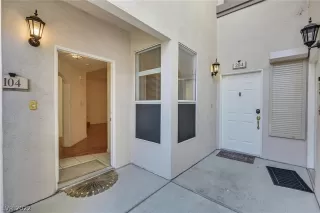 Photo #1: 2382363 Listing