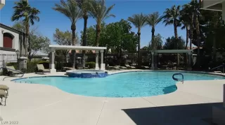 Photo #3: 2382371 Listing 