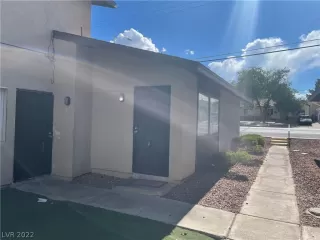 Photo #1: 2382372 Listing