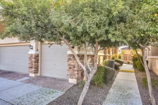 Photo #2: 2382374 Listing