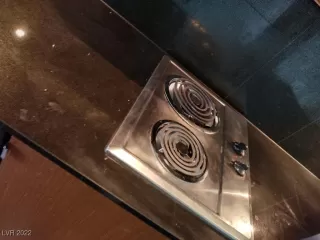 Photo #6: 2382389 Listing 