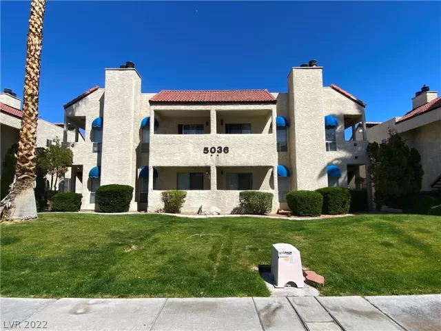 MLS: 2382393 Condo For Sale