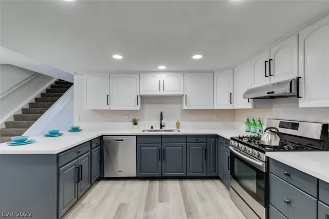 MLS: 2382395 Condo For Sale