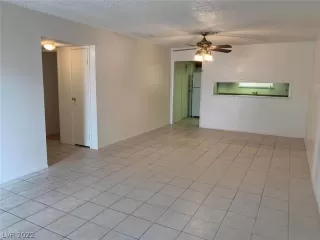 Photo #6: 2382424 Listing 