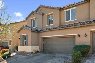 Photo #1: 2382437 Listing