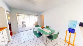 Photo #6: 2382443 Listing 