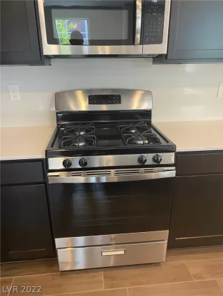 Photo #4: 2382484 Listing 