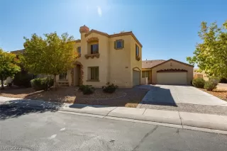 Photo #1: 2382497 Listing