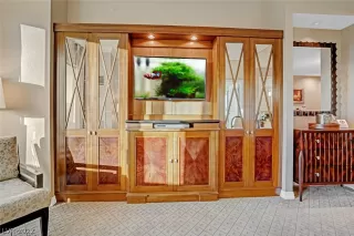 Photo #6: 2382506 Listing
