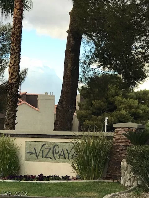 MLS: 2382564 Condo For Sale