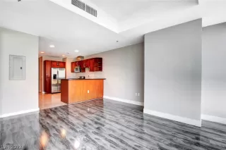 Photo #2: 2382604 Listing