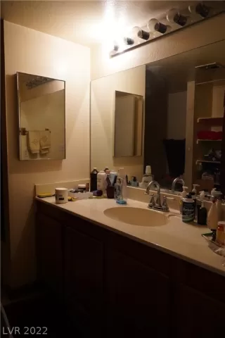 Photo #5: 2382616 Listing 