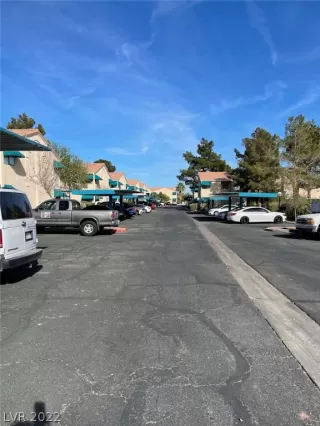 Photo #2: 2382617 Listing