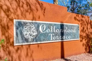 Photo #3: 2382636 Listing