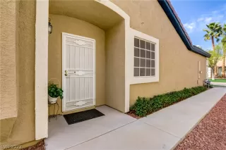 Photo #6: 2382636 Listing