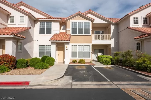 MLS: 2382648 Condo For Sale