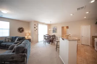 Photo #1: 2382698 Listing 