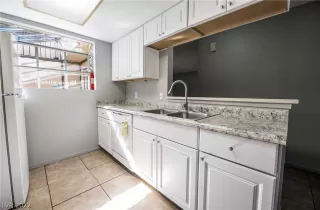 Photo #6: 2382703 Listing 