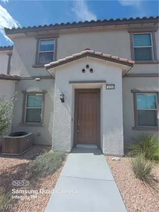 Photo #1: 2382733 Listing 