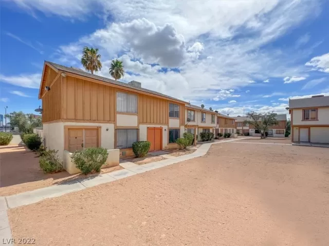 MLS: 2382765 Condo For Sale