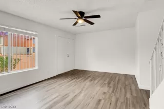 Photo #3: 2382765 Listing 