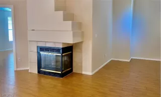 Photo #5: 2382776 Listing 